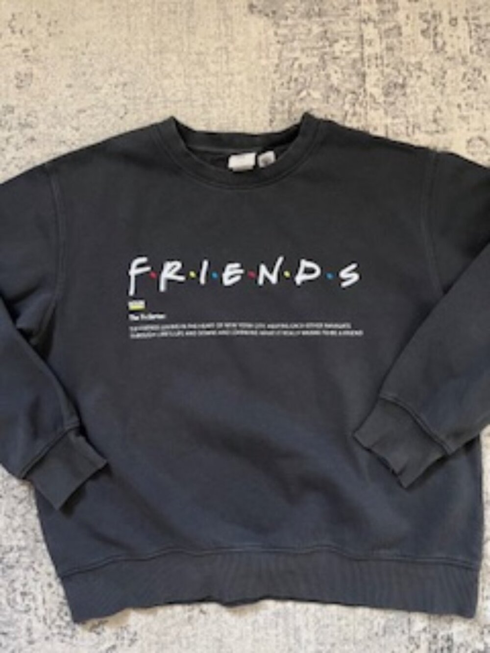 🧡3/15 H&M "FRIENDS" TV Series Logo Dark Gray/Black Women's S